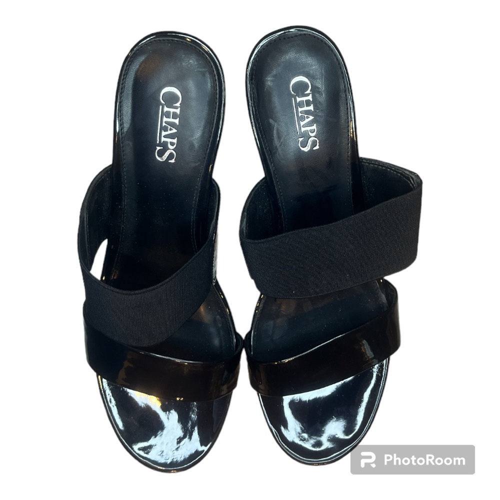 Size 8.5 EUC Chaps wedges